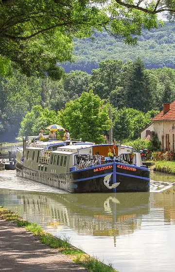 Canal de Bourgogne camping en auxois | Le Vert