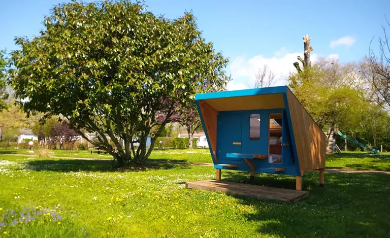 Réserver un mobil-home en Côte-d'Or au bord du canal de Bourgogne – Camping avec piscine Vert Auxois